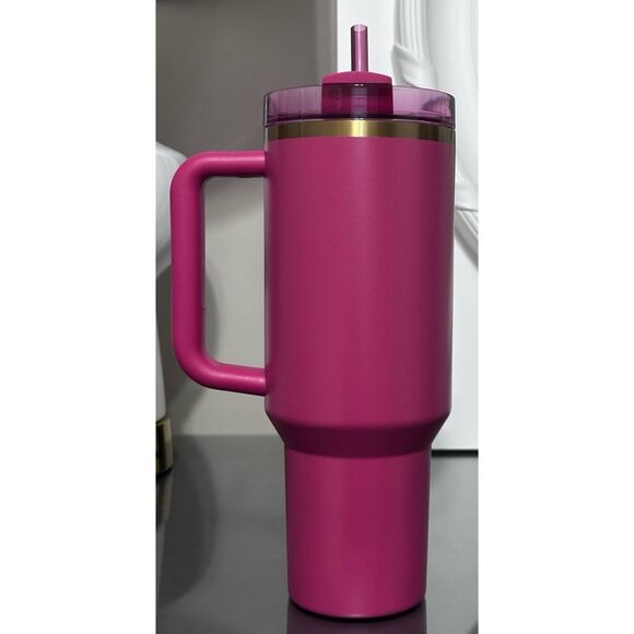 Stanley x Starbucks HOLIDAY 2024 BERRY PINK GLITTER 40oz Tumbler - Picture 2 of 4